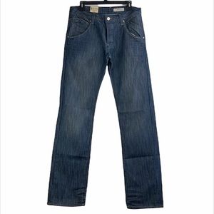 Men’s Dark Wash fitted straight leg jeans size 31/34